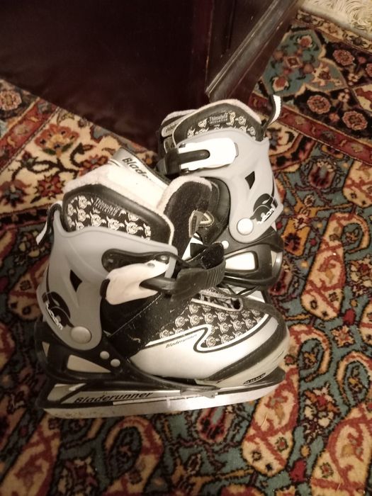 Patine gheata ajustabile