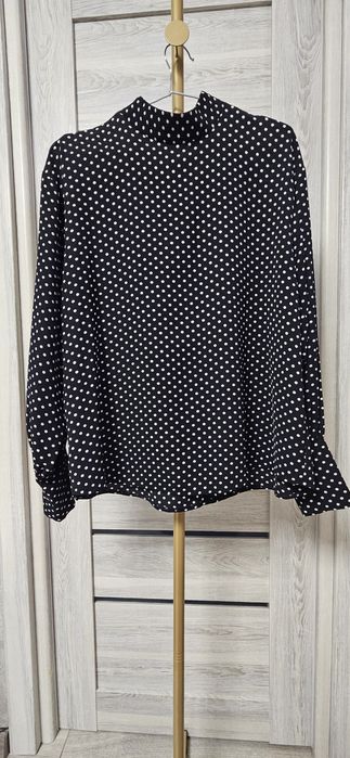 Vand bluză cu buline