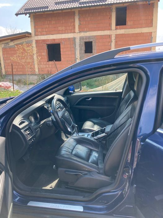 Volvo Xc70  automat  2.4 tdi