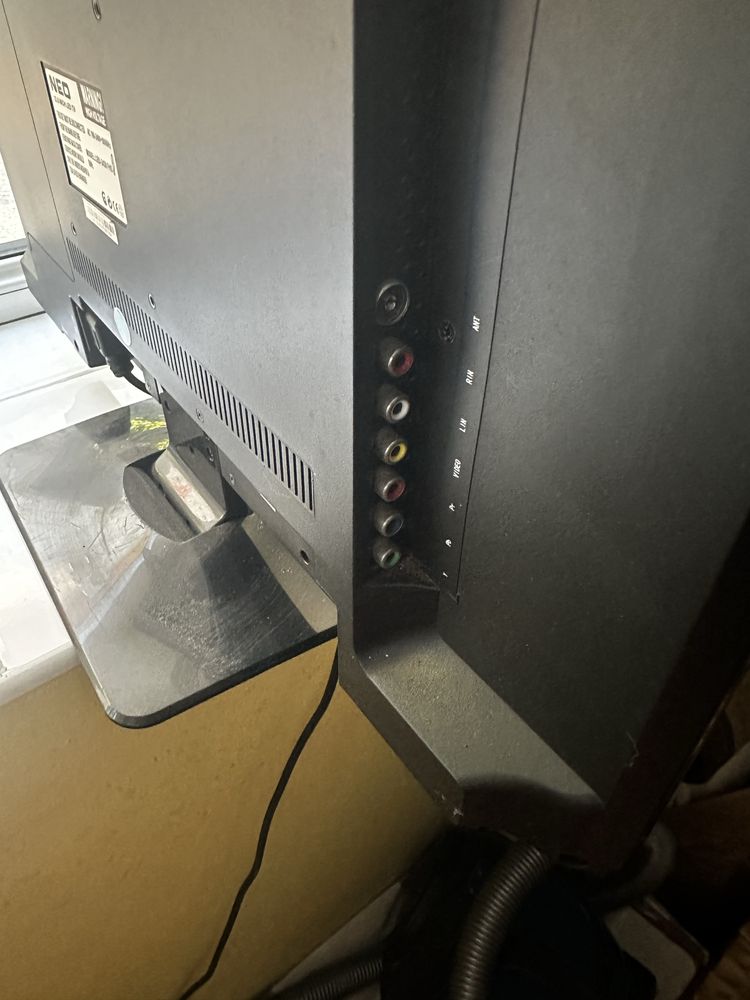 Лед телевизор NEO 24 “