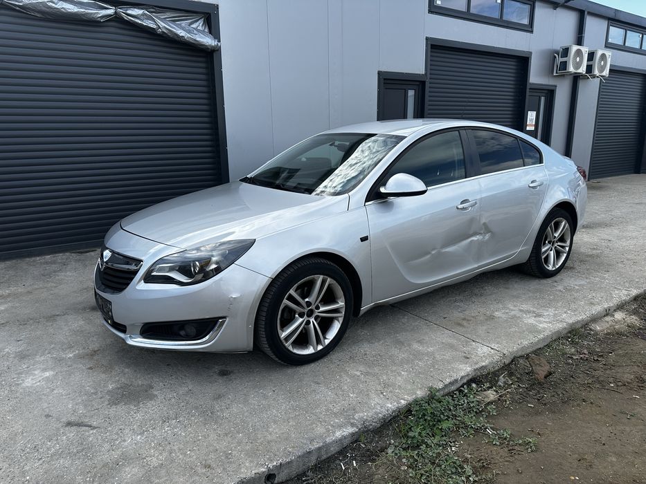 Dezmembrez opel insignia a facelift 2.0 automat