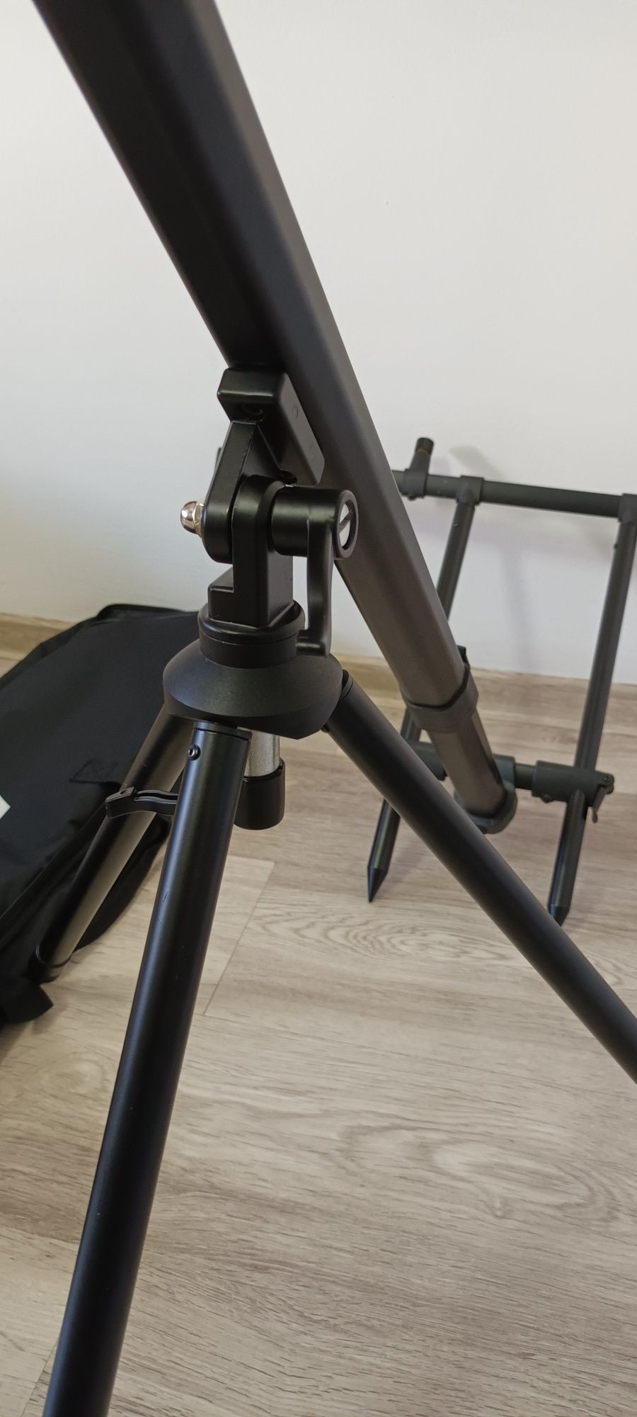 Rod Pod FL pentru 4 Lansete Tripod 360 grade model 141