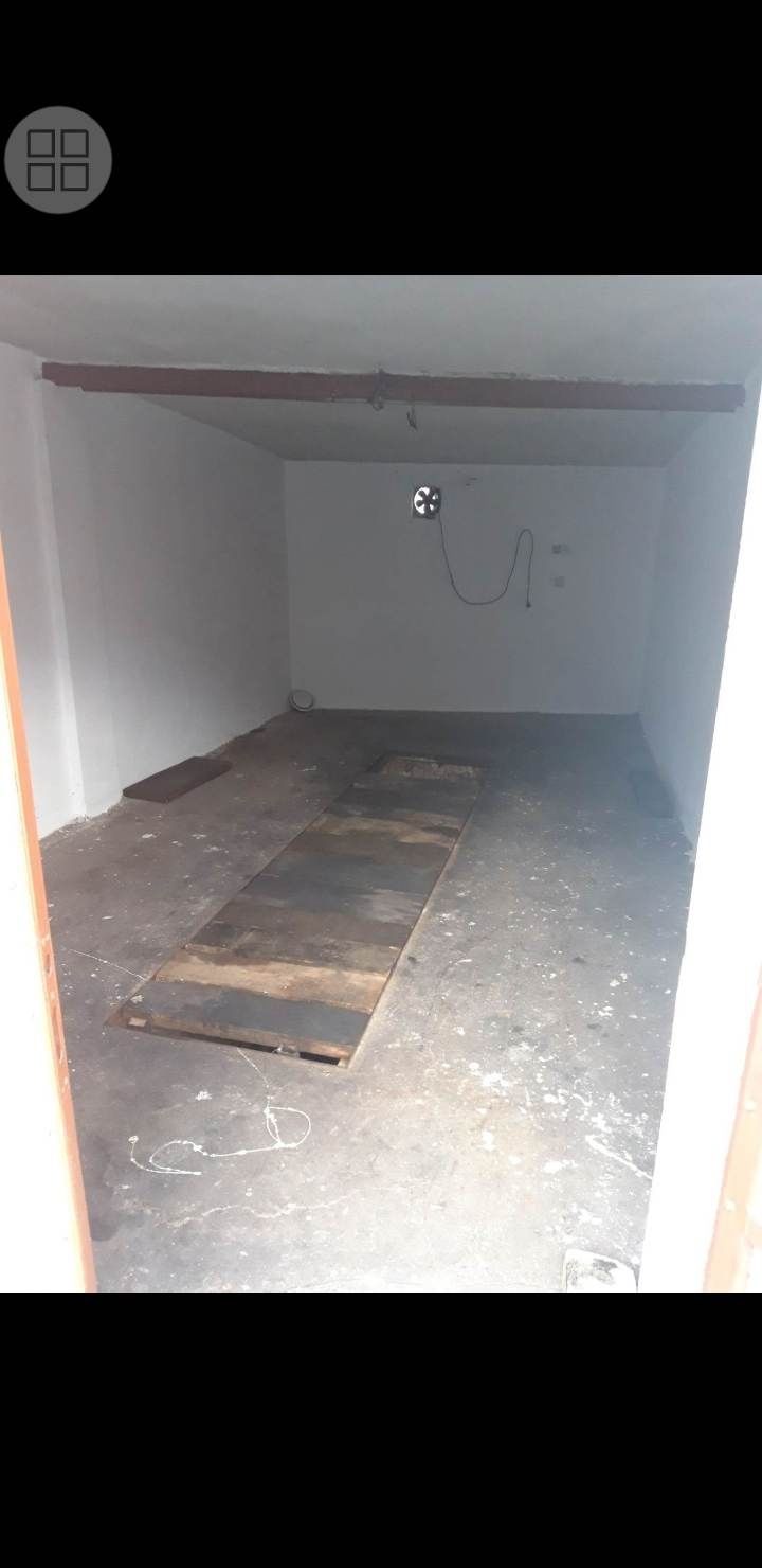 Inchiriez garaj nou renovat