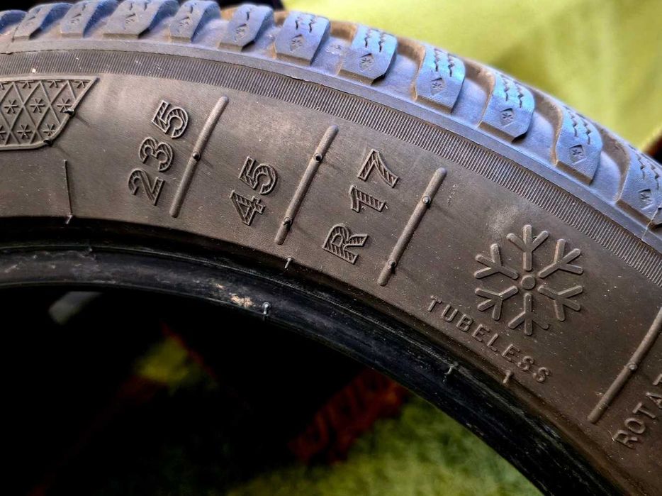 4 Cauciucuri de Iarna Kleber 235/45/R17 - Ca noi