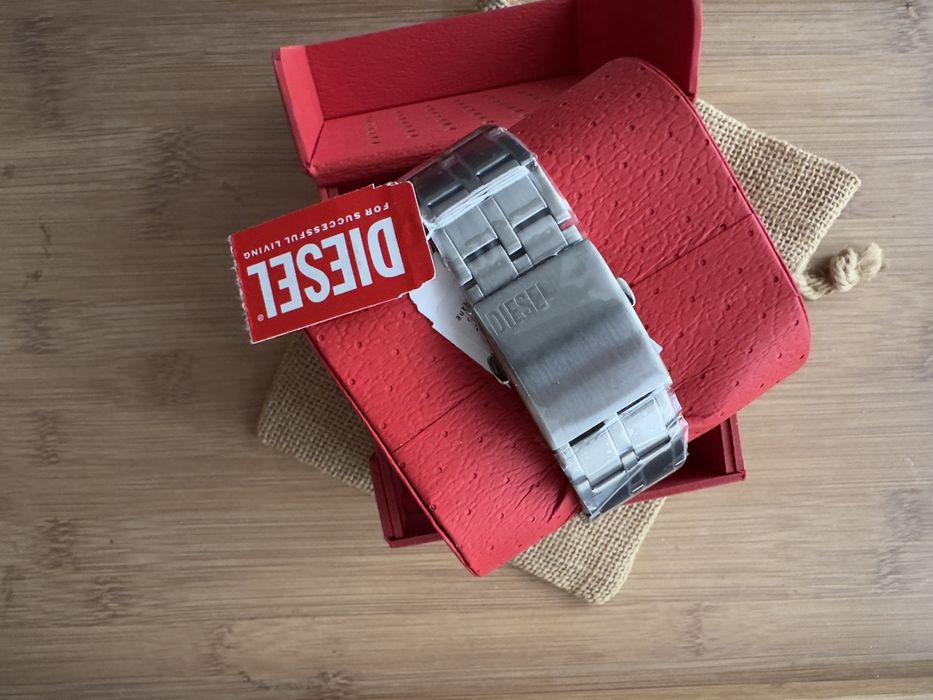 Ceas Diesel barbatesc exceptional nou bratara metalica