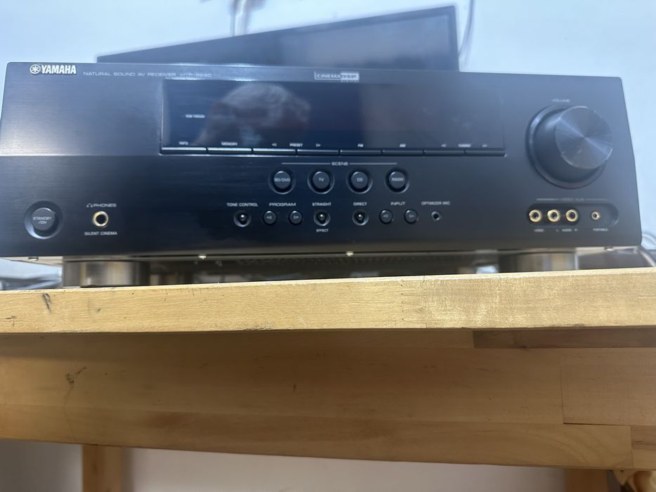 Receiver yamaha alimentare la 220v
