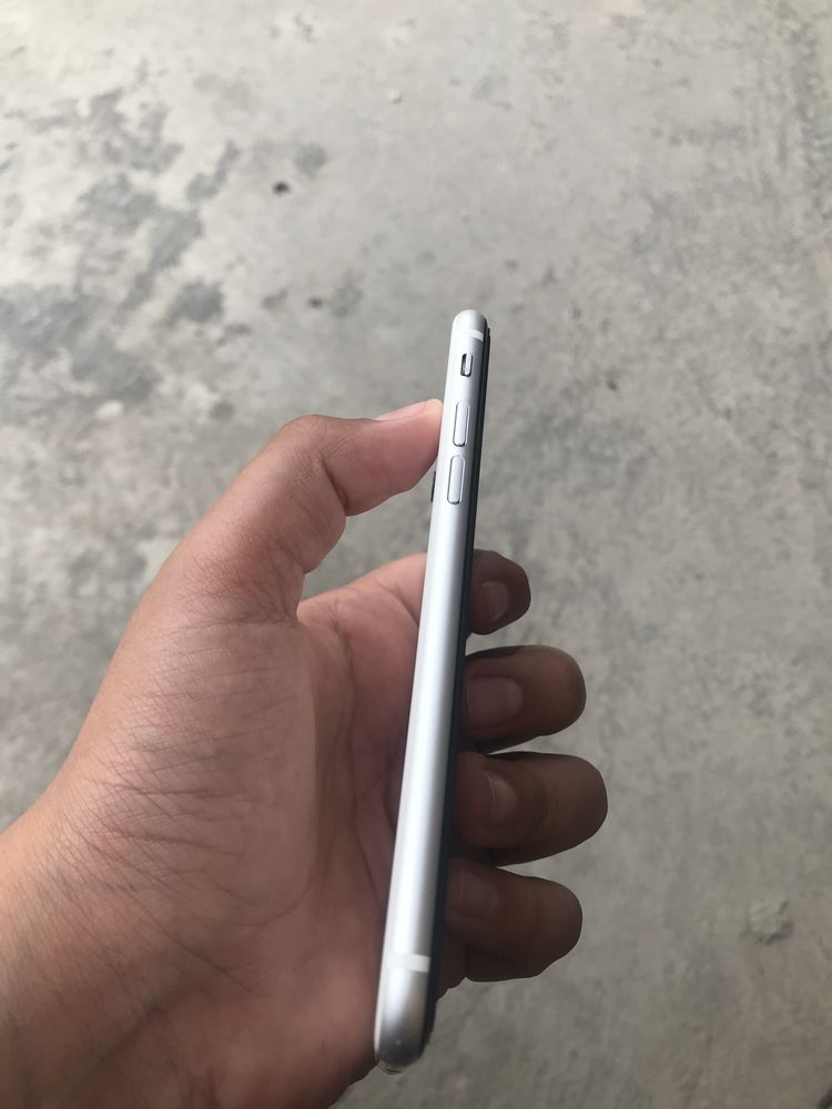 Iphone se 2020…..