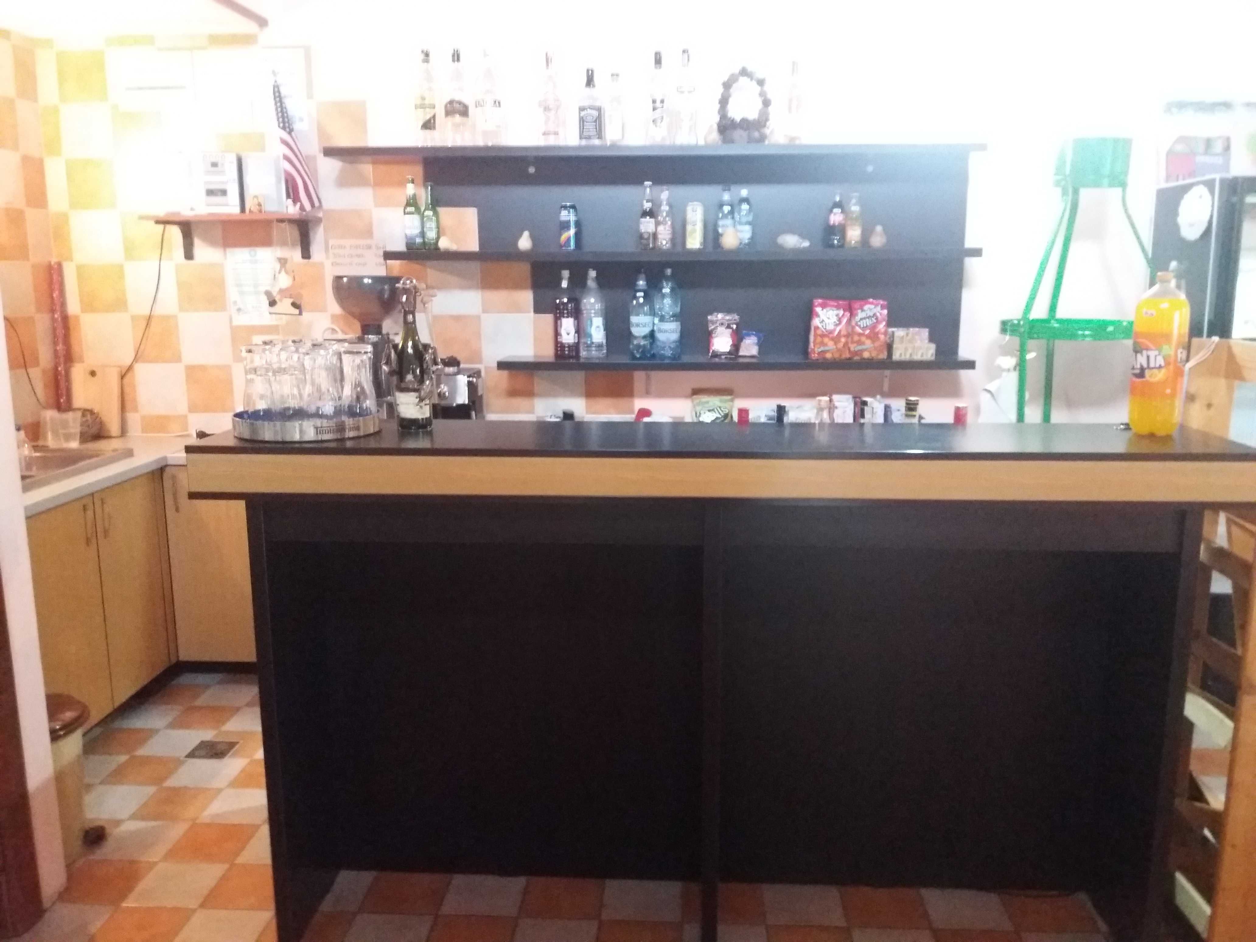 mobilier complet pentru BAR