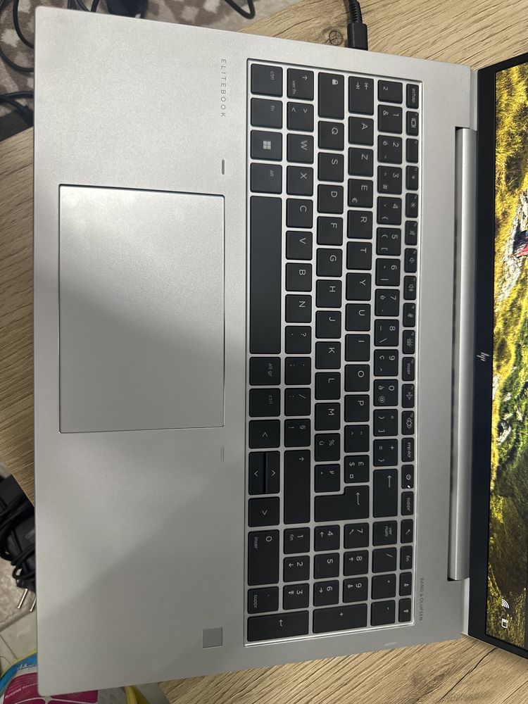 Laptop HP EliteBook 865 G9 AMD Ryzen 5 6600U *Garantie 2ani
