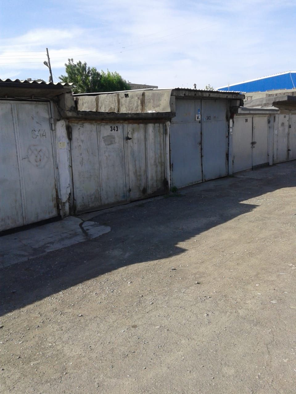 Продам гараж в микрорайоне Север