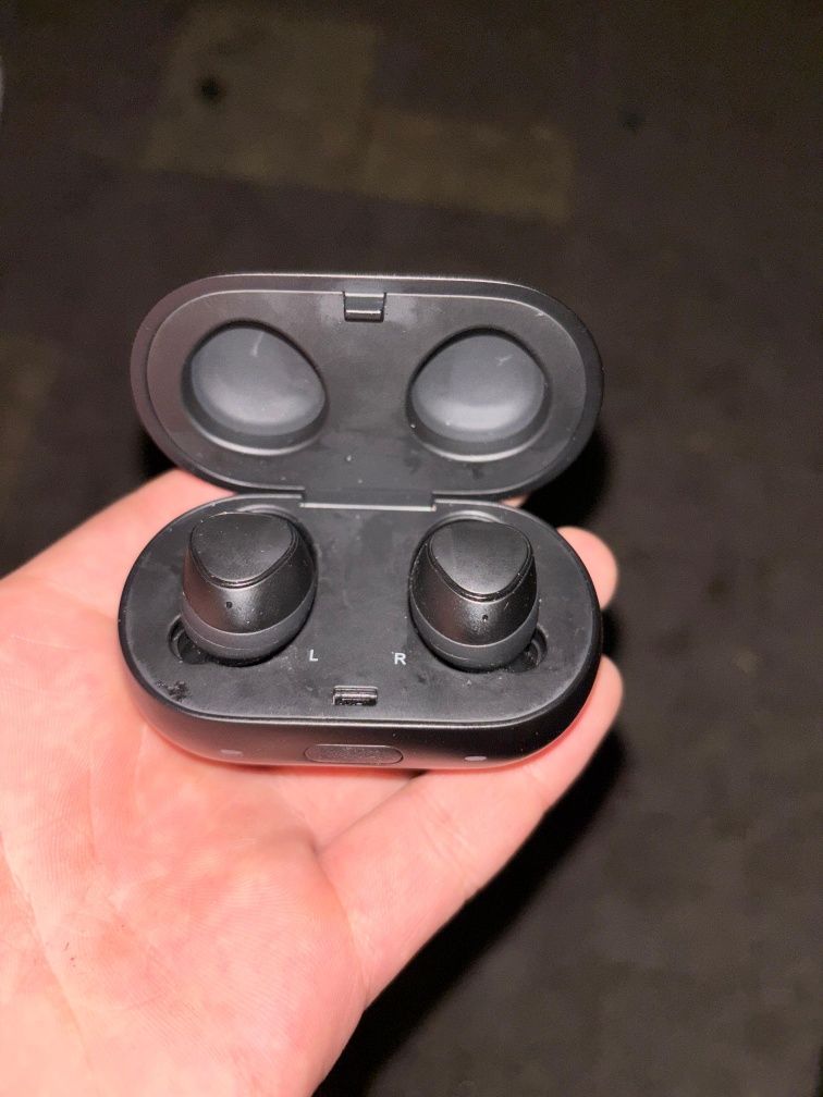 SAMSUNG Galaxy buds SM-R140