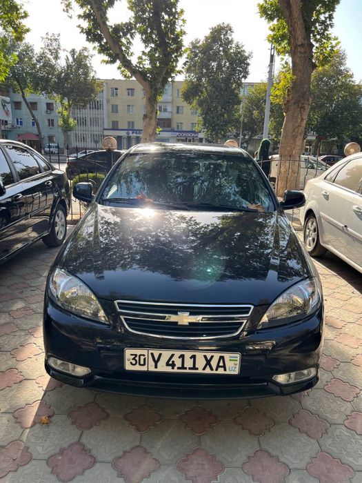 Sotiladi gentra probegi 16000 km kraskasi pitnosi bor 1 ta