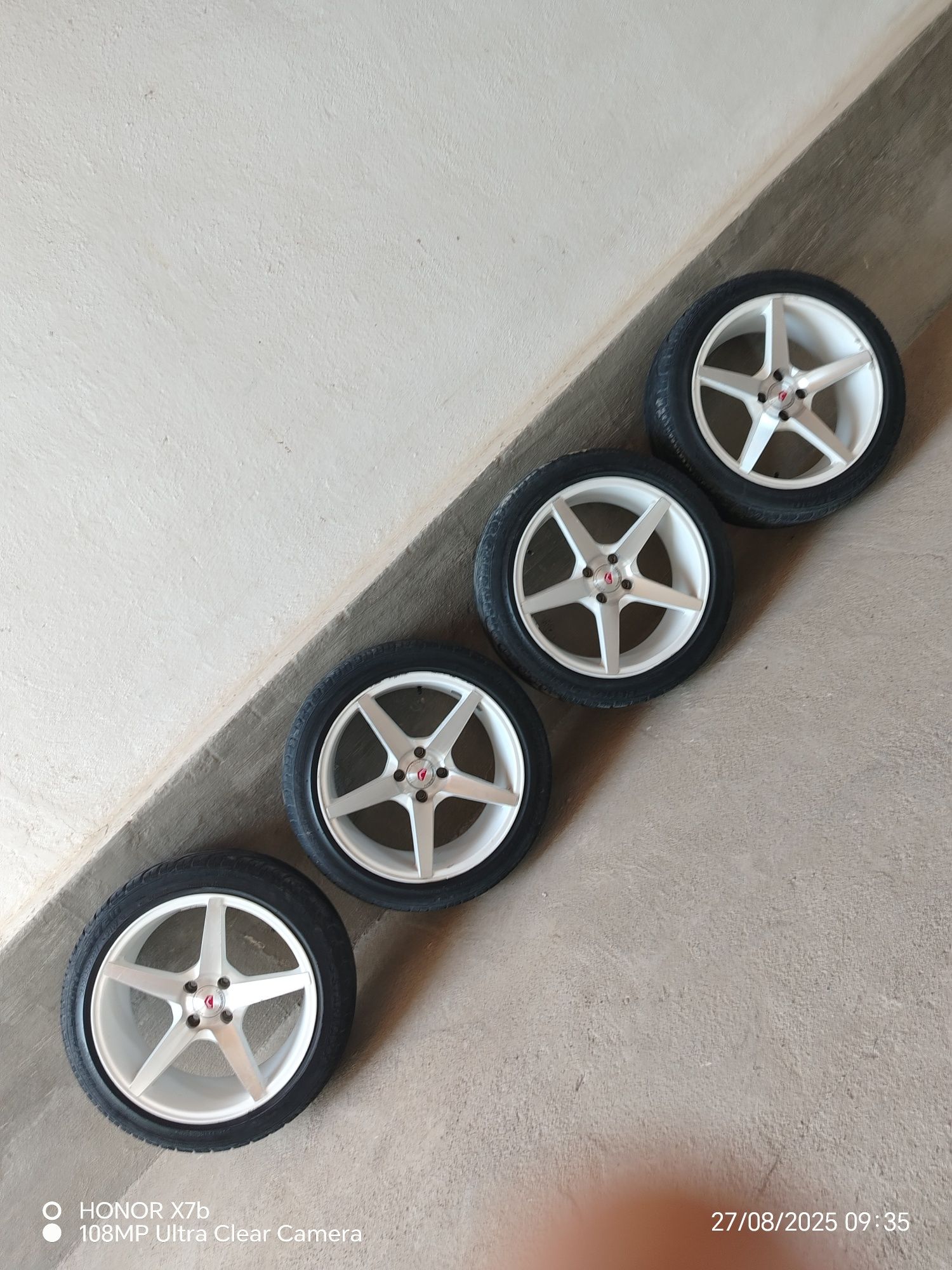 Vossen diska holati yangi
