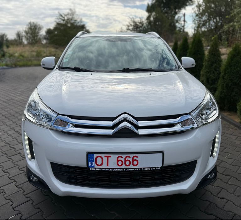 Citroen C4 Aircross 1.6HDI 115Cp model 2014 jante 18 piele consum 5%