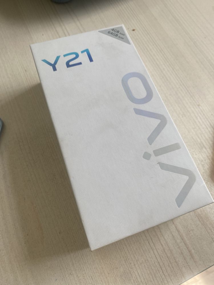 Смартфон  Vivo Y21； 64Gb