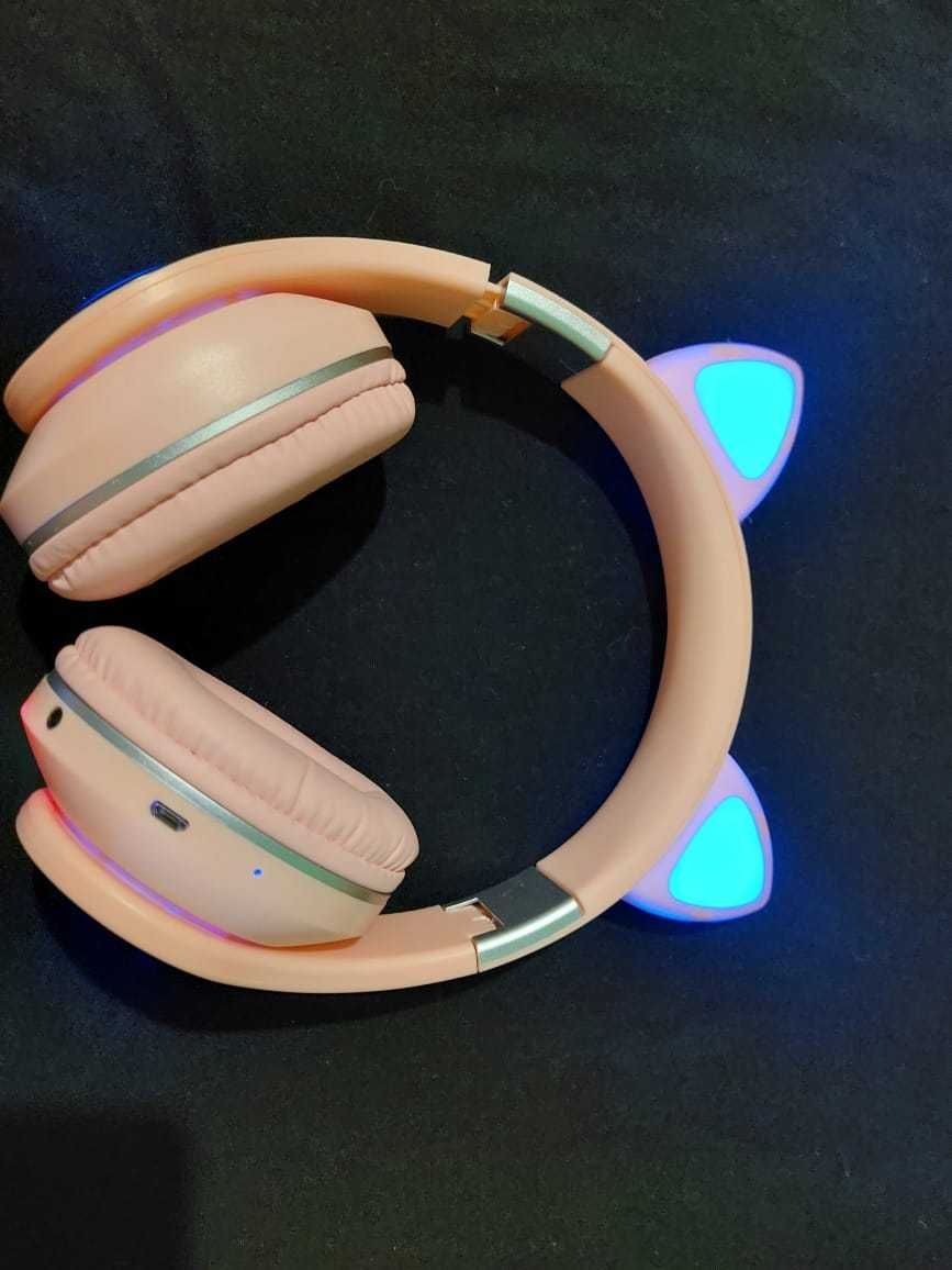 Наушники беспроводные со светящимися ушками Cat Ear M2