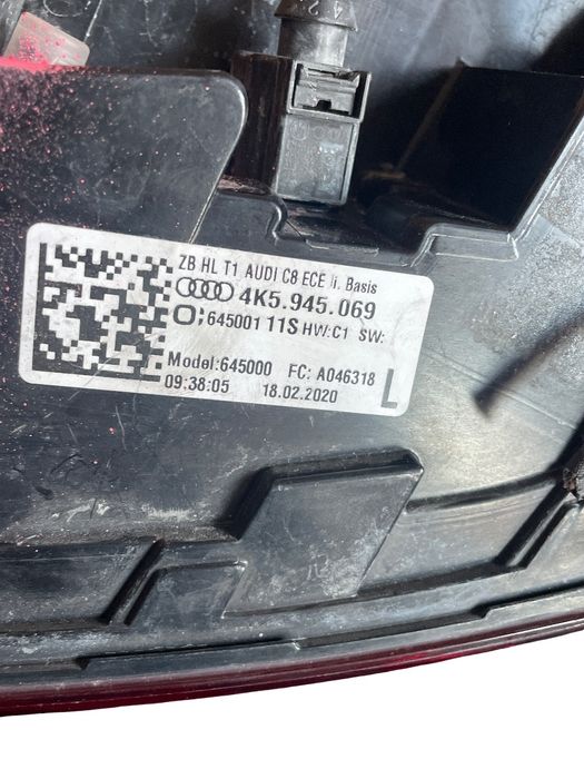 Lampa spate / Stop stanga spate AUDI A6 Avant C8 2018+ cu defect