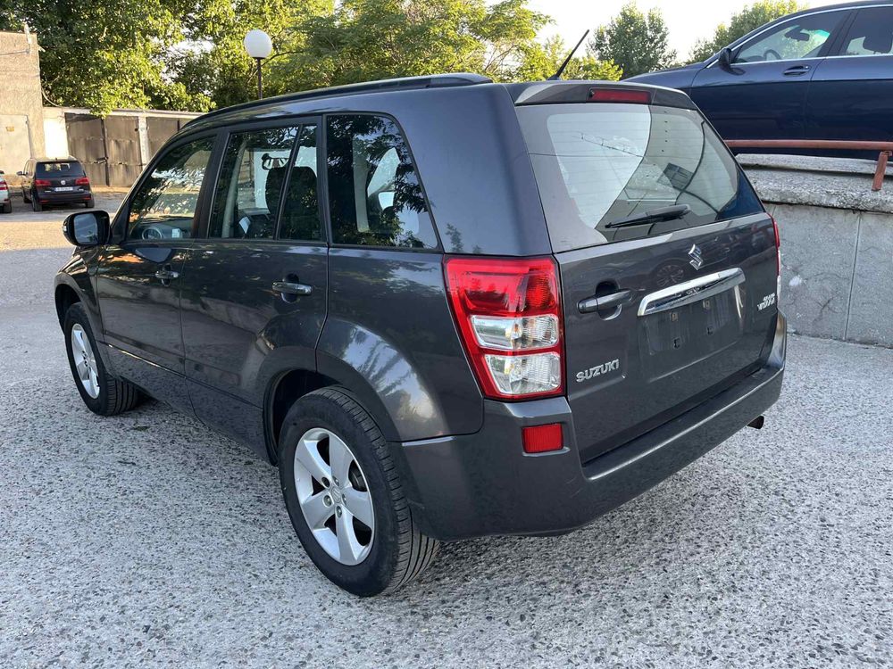 Suzuki Grand Vitara Face 2,4 на части