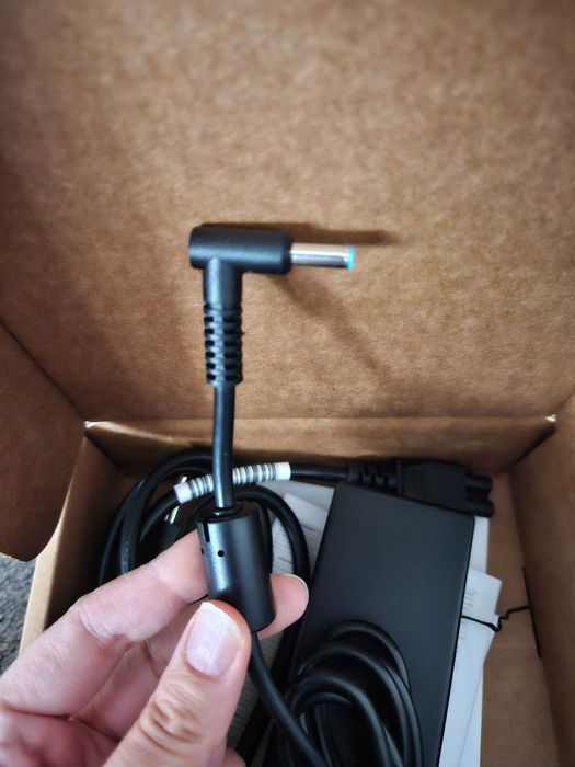 Зарядно за лаптоп HP