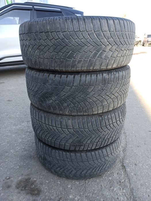 Колёса Резины Bridgestone липучки 225/55/17  65 тысяч
