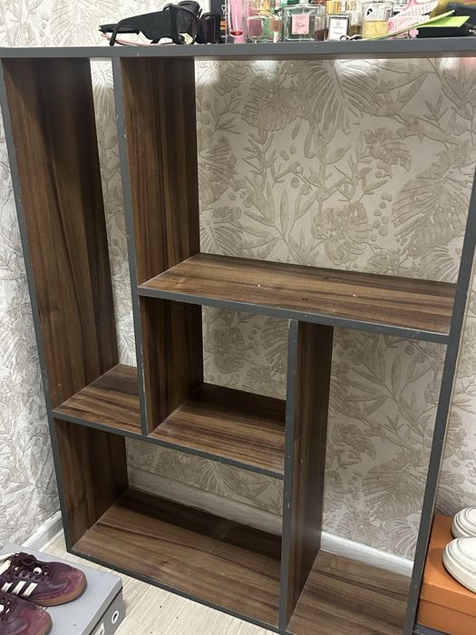 !срочно продам тумбу/стеллаж торг !