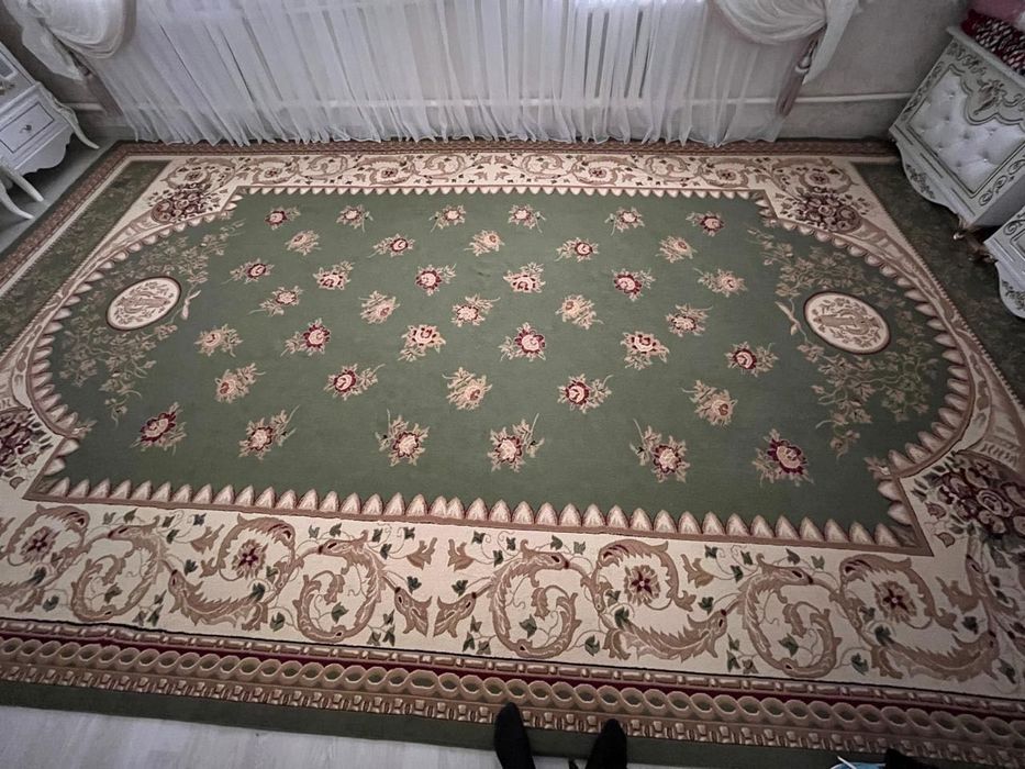 Продается ковер .