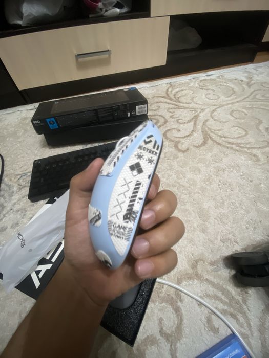 Продам безпроводную игровую мышку
