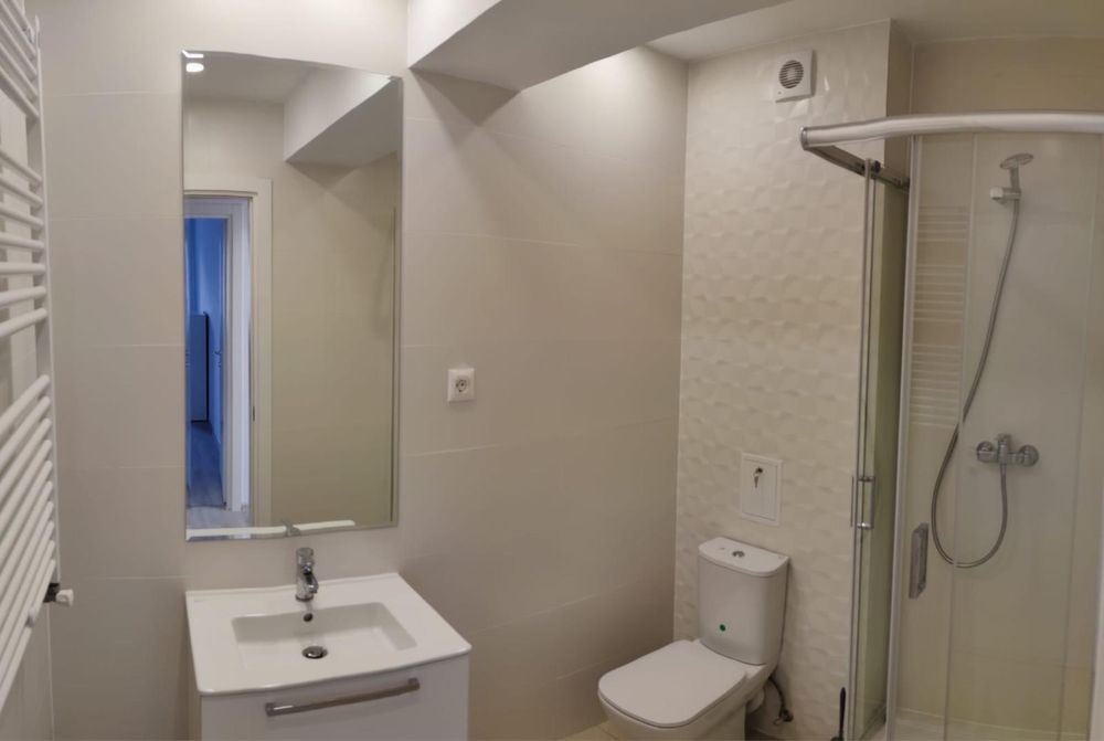 Apartament modern 3 camere spatios Hils Pallady