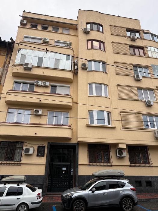 VANZARE garsoniera PARTER - la 900m reali metrou PTA UNIRII