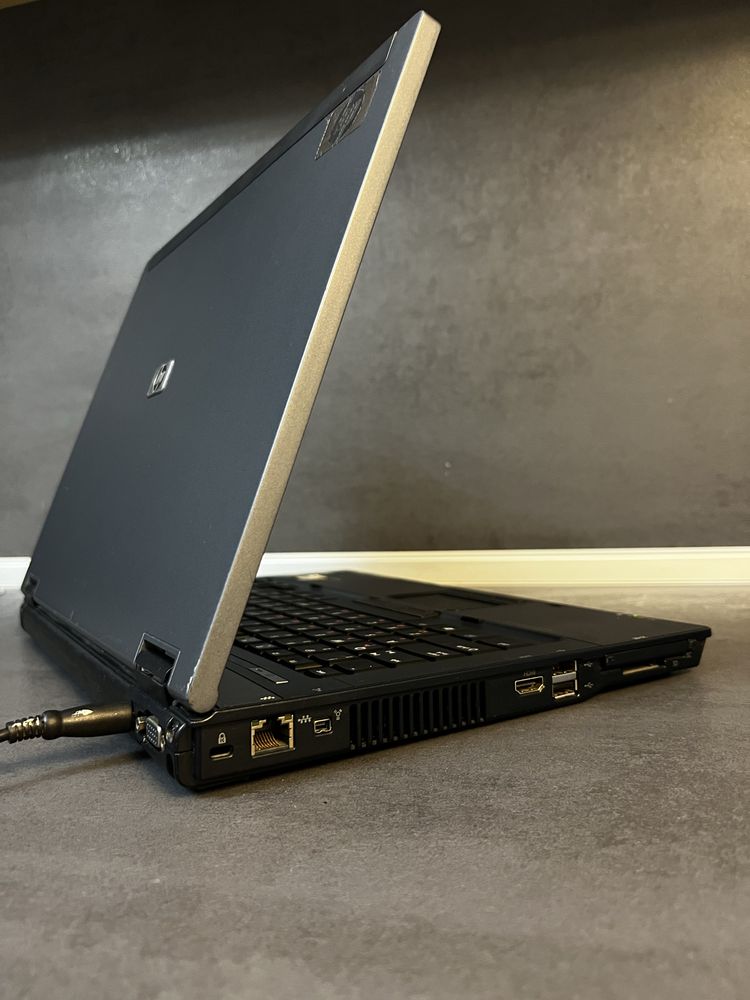 Лаптоп HP Compaq 8510w