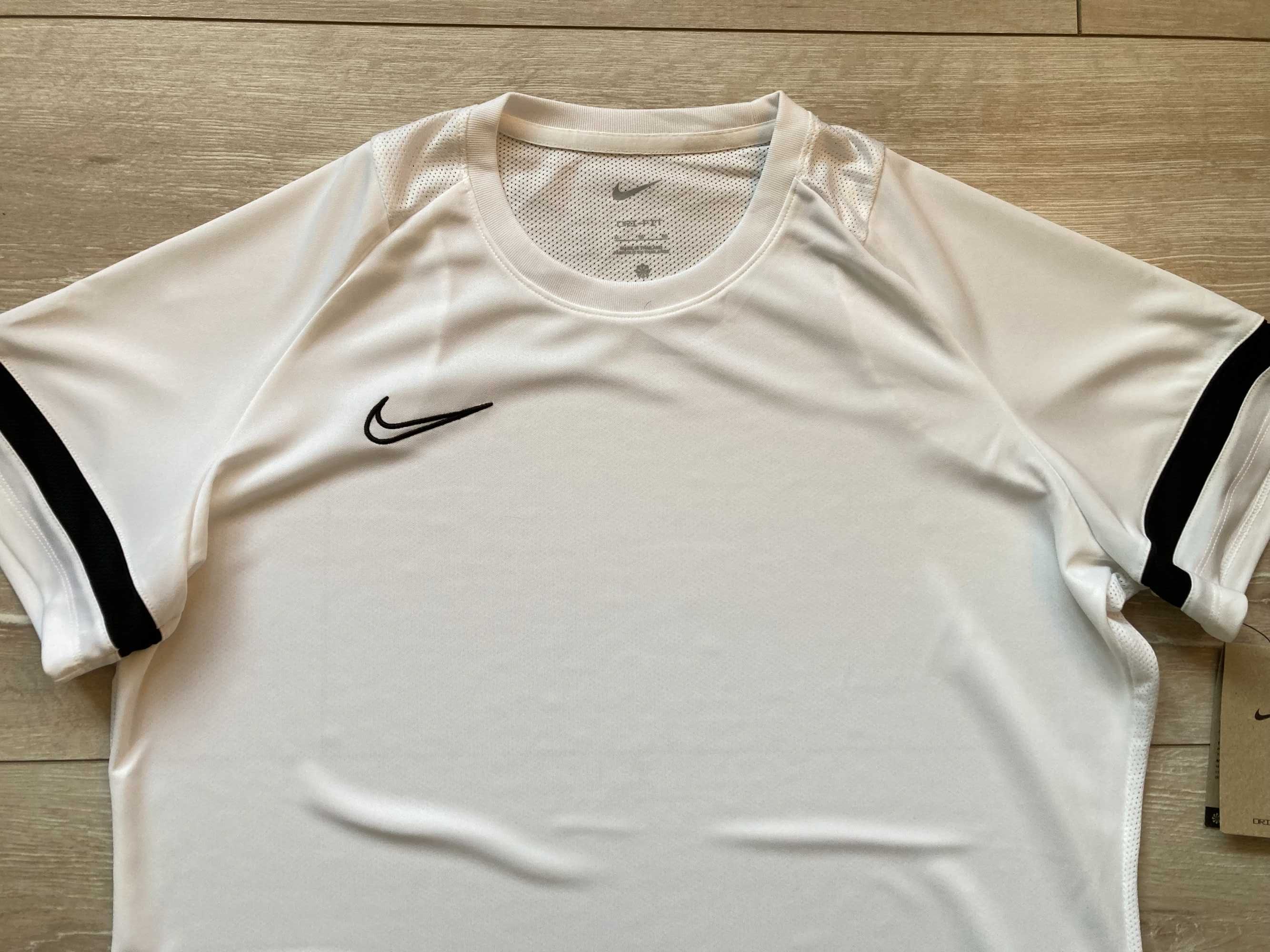 НОВА Найк Nike Dri Fit Academy Football женска тениска размер XL