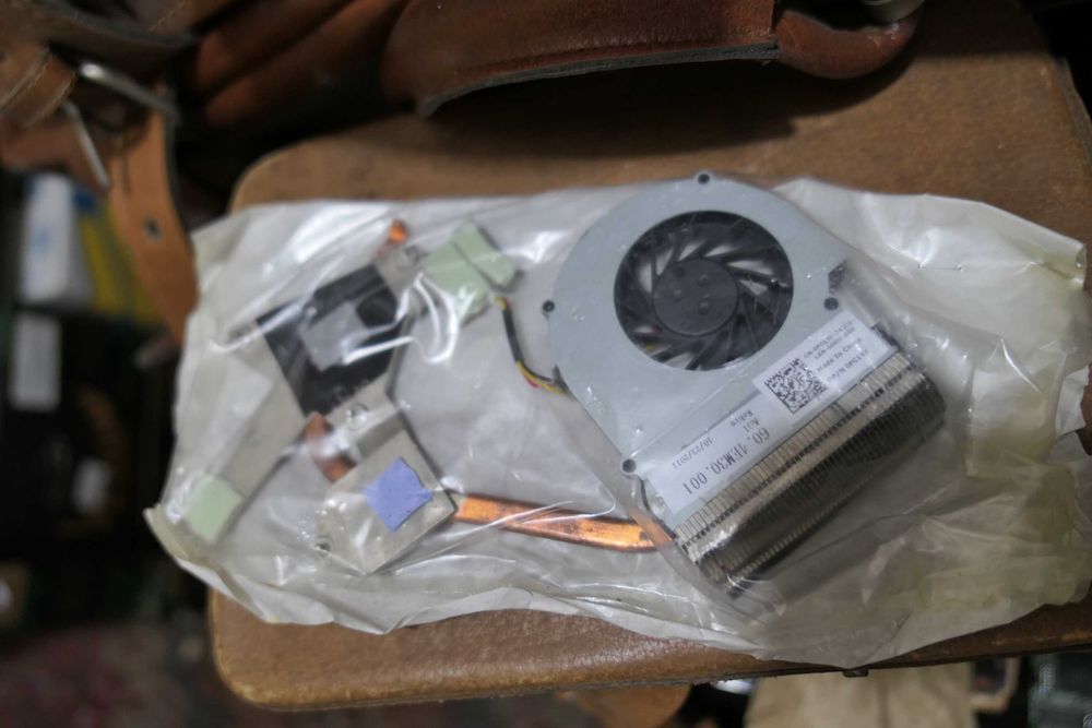 Sistem Racire Cooler FC1YF laptop Dell Inspiron M5030 CPU Heatsink Fan