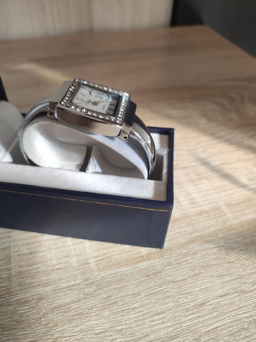 Дамски Часовник Cartier