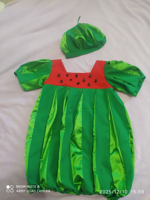 Продам костюм арбуза для девочки 5 лет
