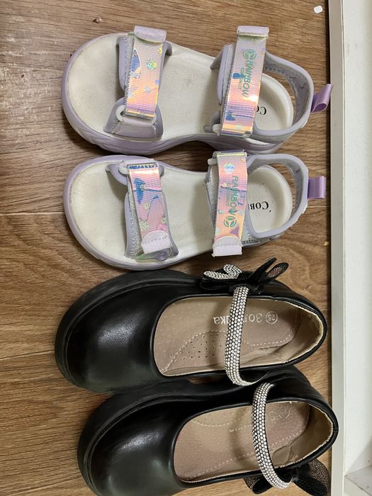 Продам сандали для девочки