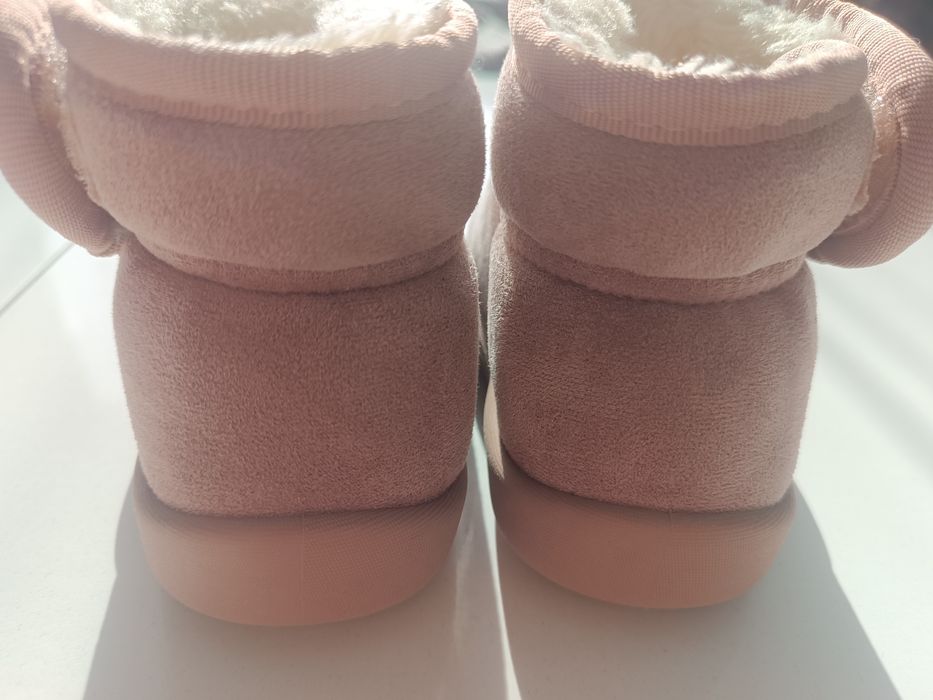 Топли боти за момиче