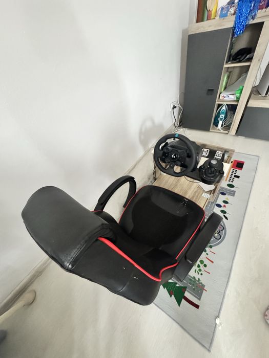 Logitech g923 volan pedale si schimbator