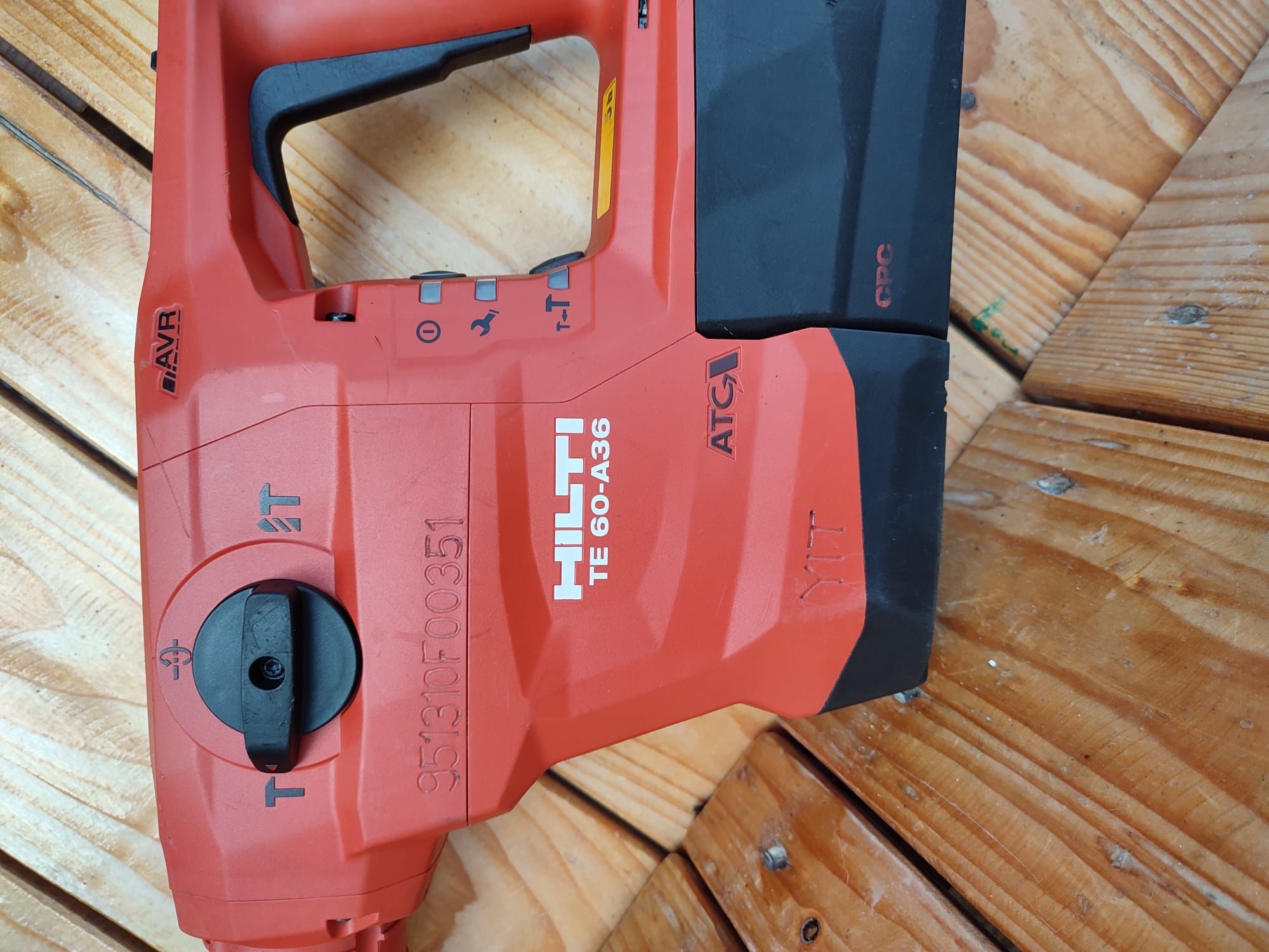 Hilti rotopercutor pe acumulatori