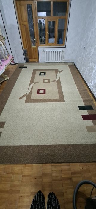 Гилам сотилади . Продам ковер.