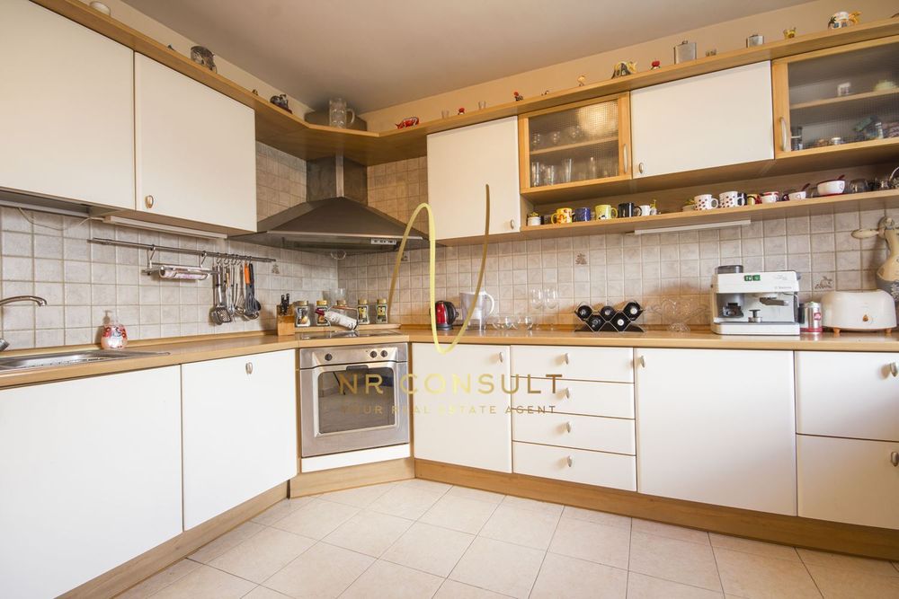 Продава се Тристаен апартамент в София, Бояна - 108 кв.м за 2454 €/кв.м - Снимка #4