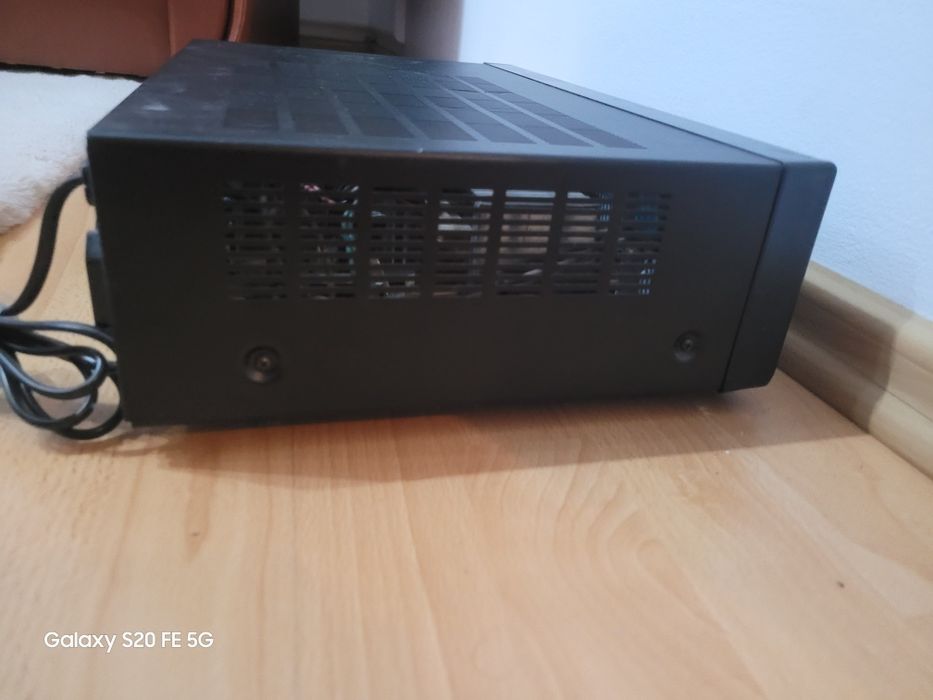 Vand amplificator onkyo a8940