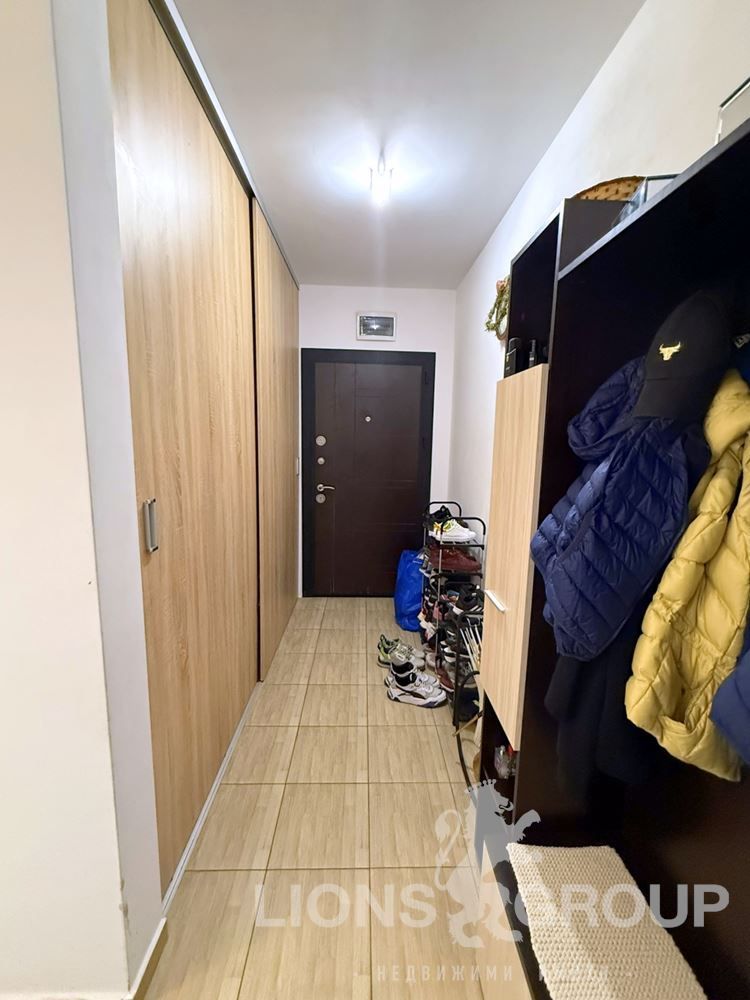 Продава се Тристаен апартамент в Варна, м-т Пчелина - 75 кв.м за 2200 €/кв.м - Снимка #6