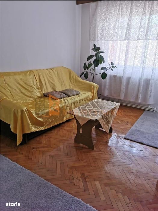 Apartament 2 camere cf 1 decomandat zona Centrala