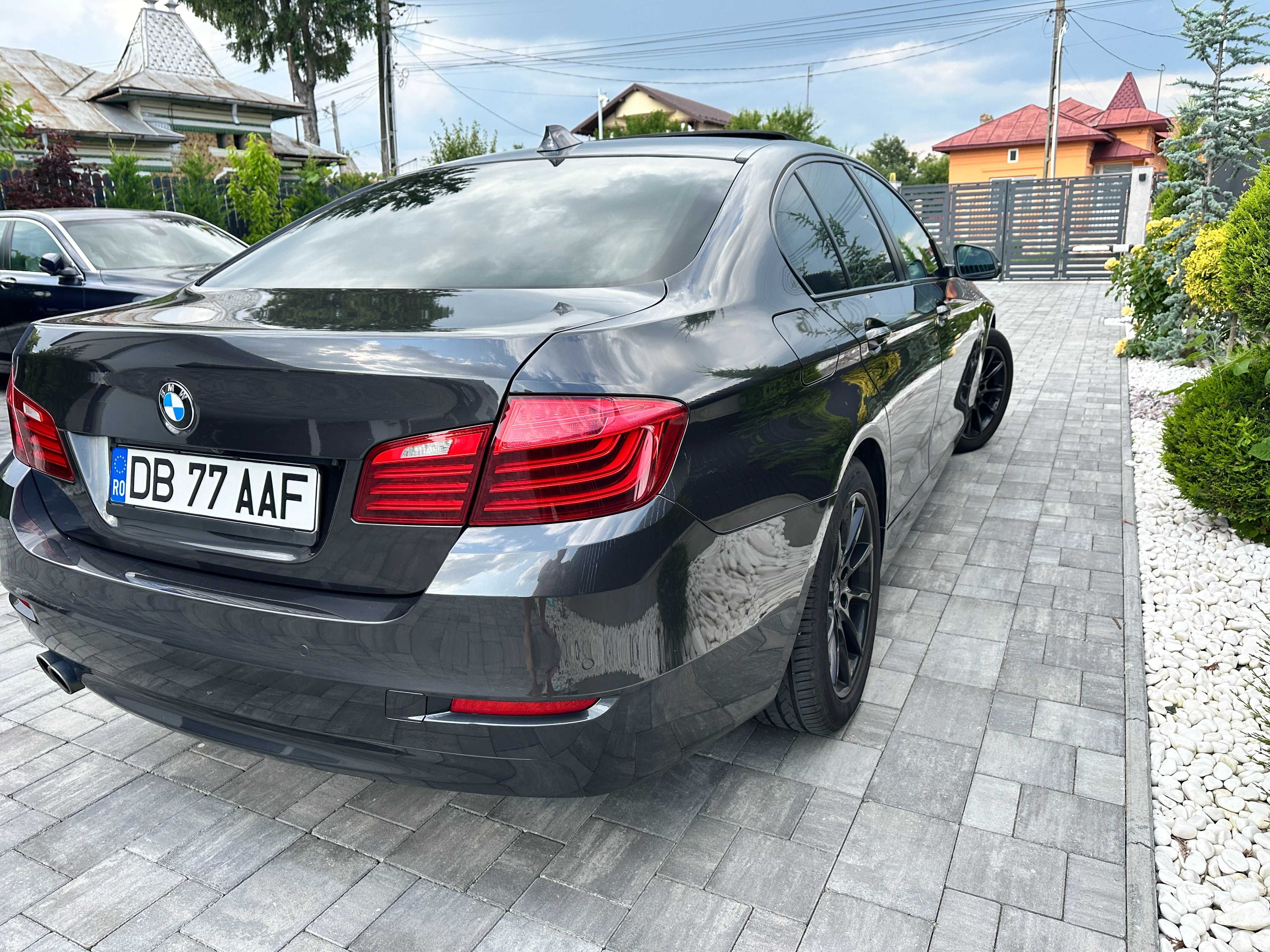 BMW 520D Automat Soft Close Klima 4 Zone Trapa Unic Proprietar Keyless