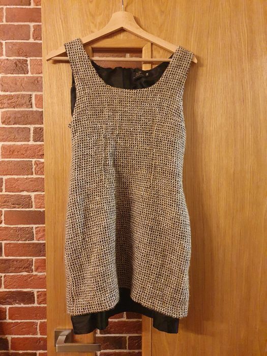 Вълнена рокля Avant Premiere Paris AP размер 40