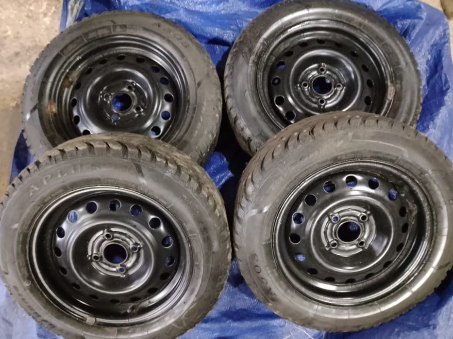 Продам зимнюю резину на железных дисках