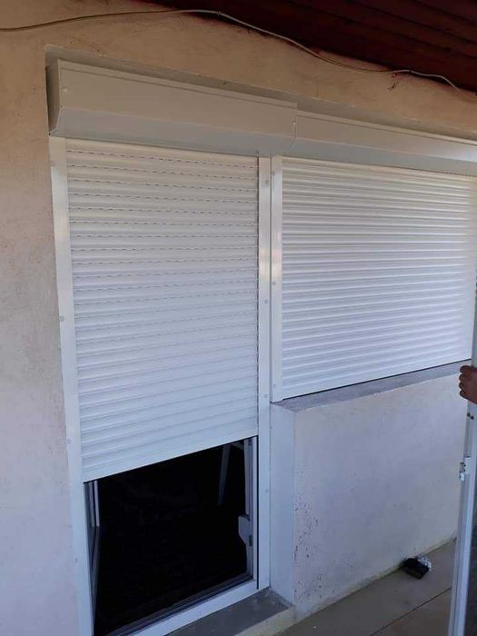 RULOURI Aluminiu si Usi de garaj rezidentiale SECTIONALE