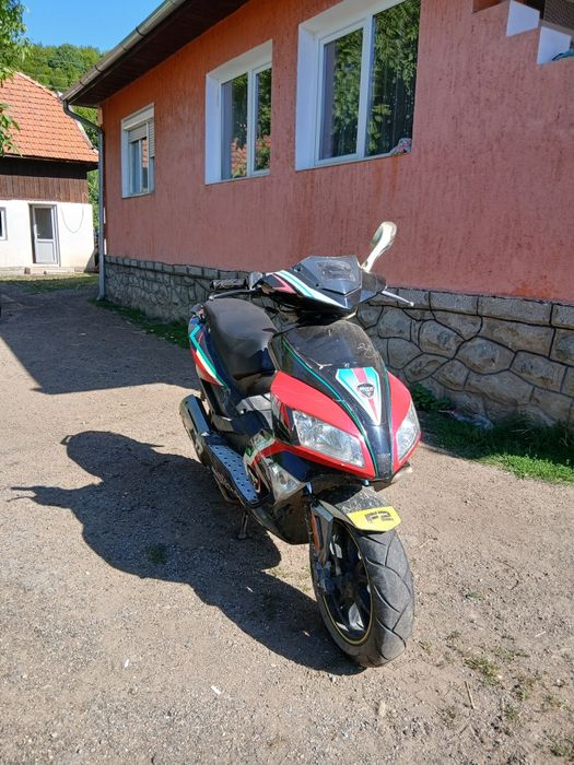 Vând scuter Neco 49cc