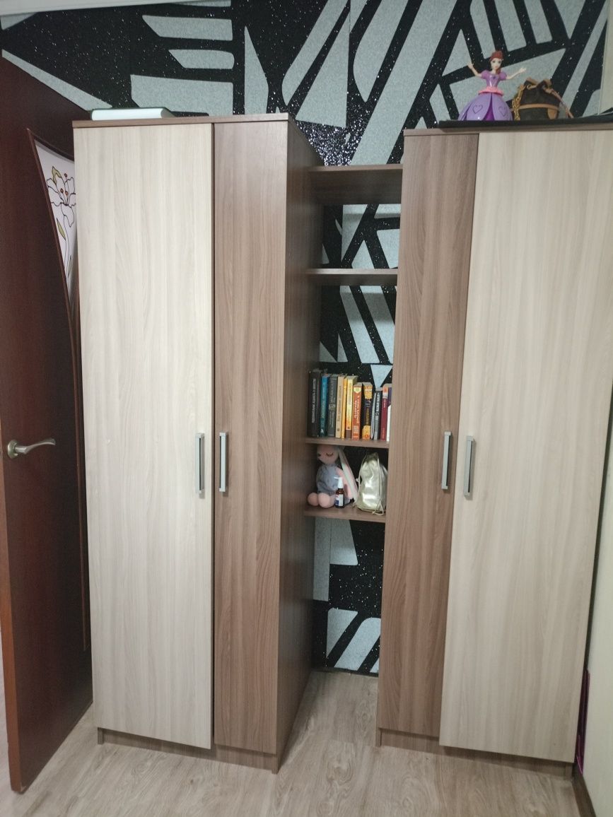 Продам шкаф в хорошем состоянии