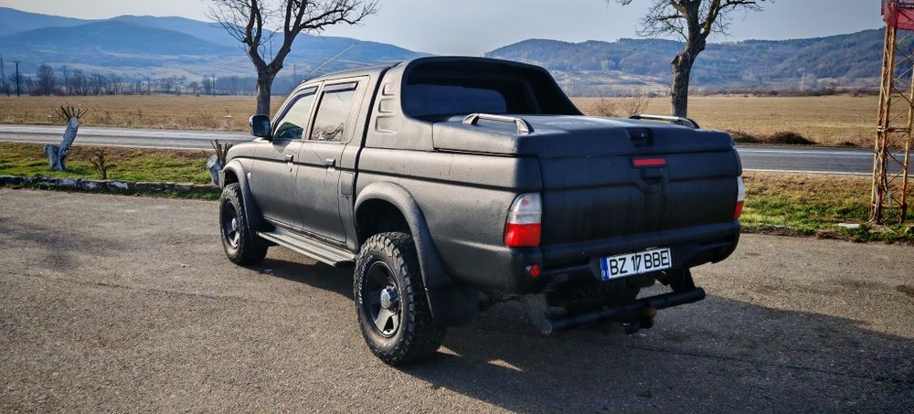 Vând Mitsubishi L200, vopsit raptor, 2.5 diesel, 4x4,reductor